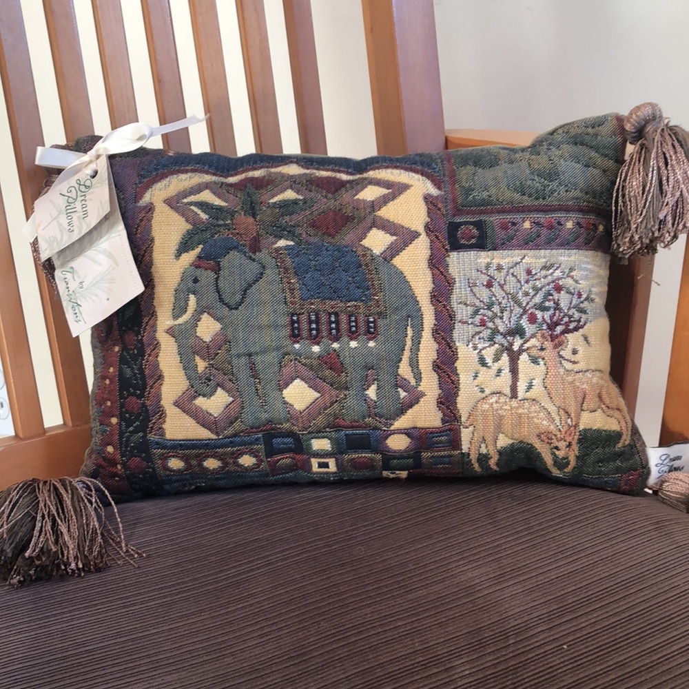 Tapestry Pillow- Lumbar- Elephant Deer Botanicals Bronze Tassels 12” x 8” NWT